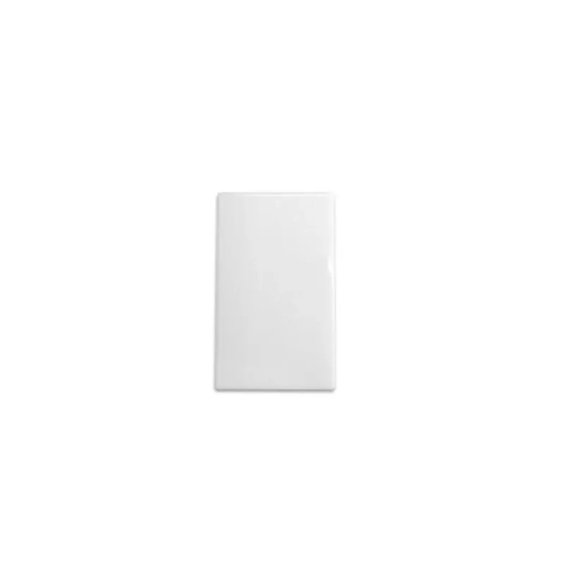 Base rectangular de cerámica blanca para crear un regalo con fotografía